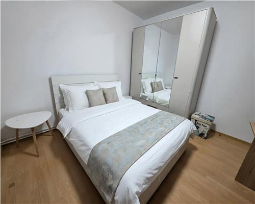 Apartament 3 camere, Girocului